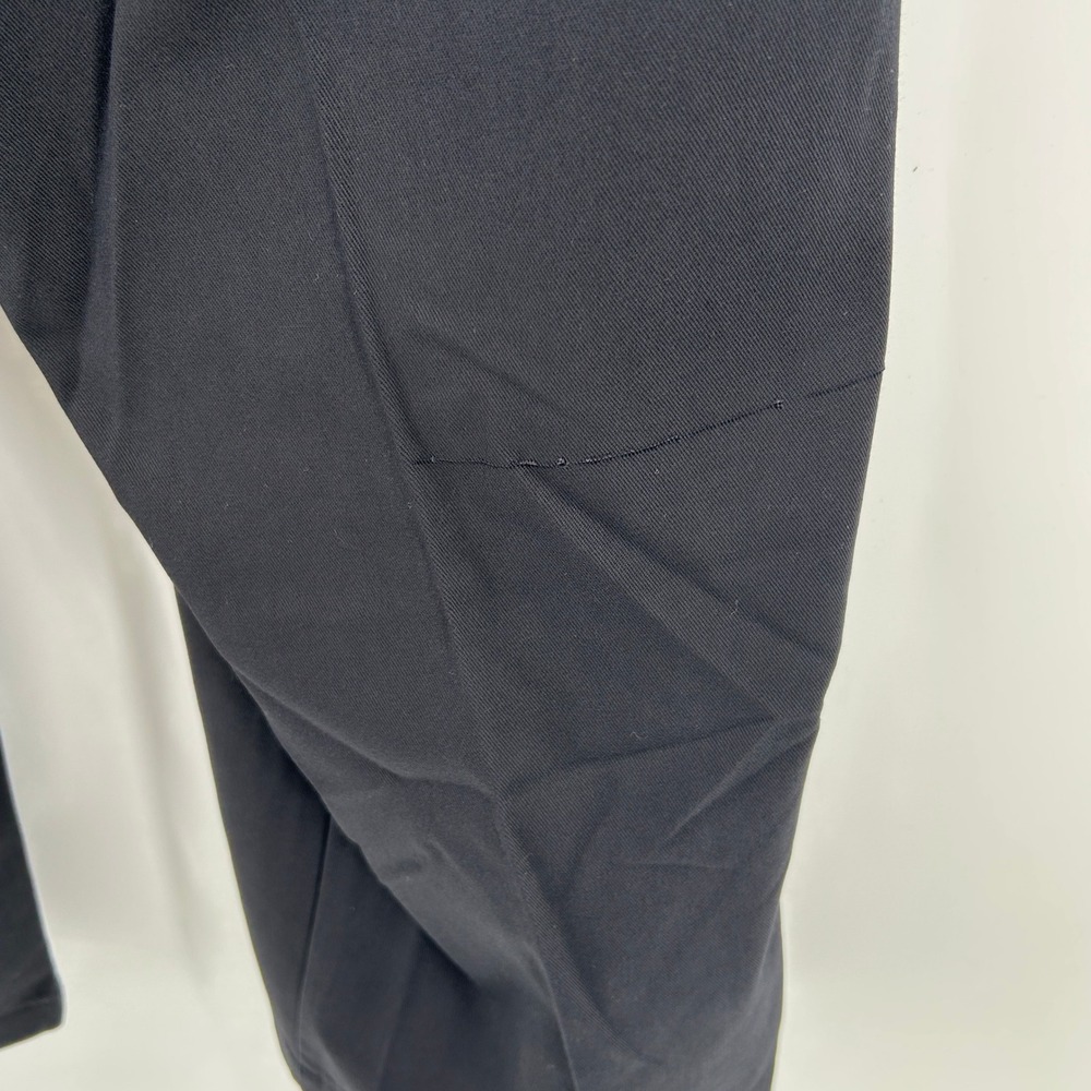 IZOD Mens American Chino Black Flat Front Pants 40x29 NWT FLAW Minimal Office - Picture 10 of 13